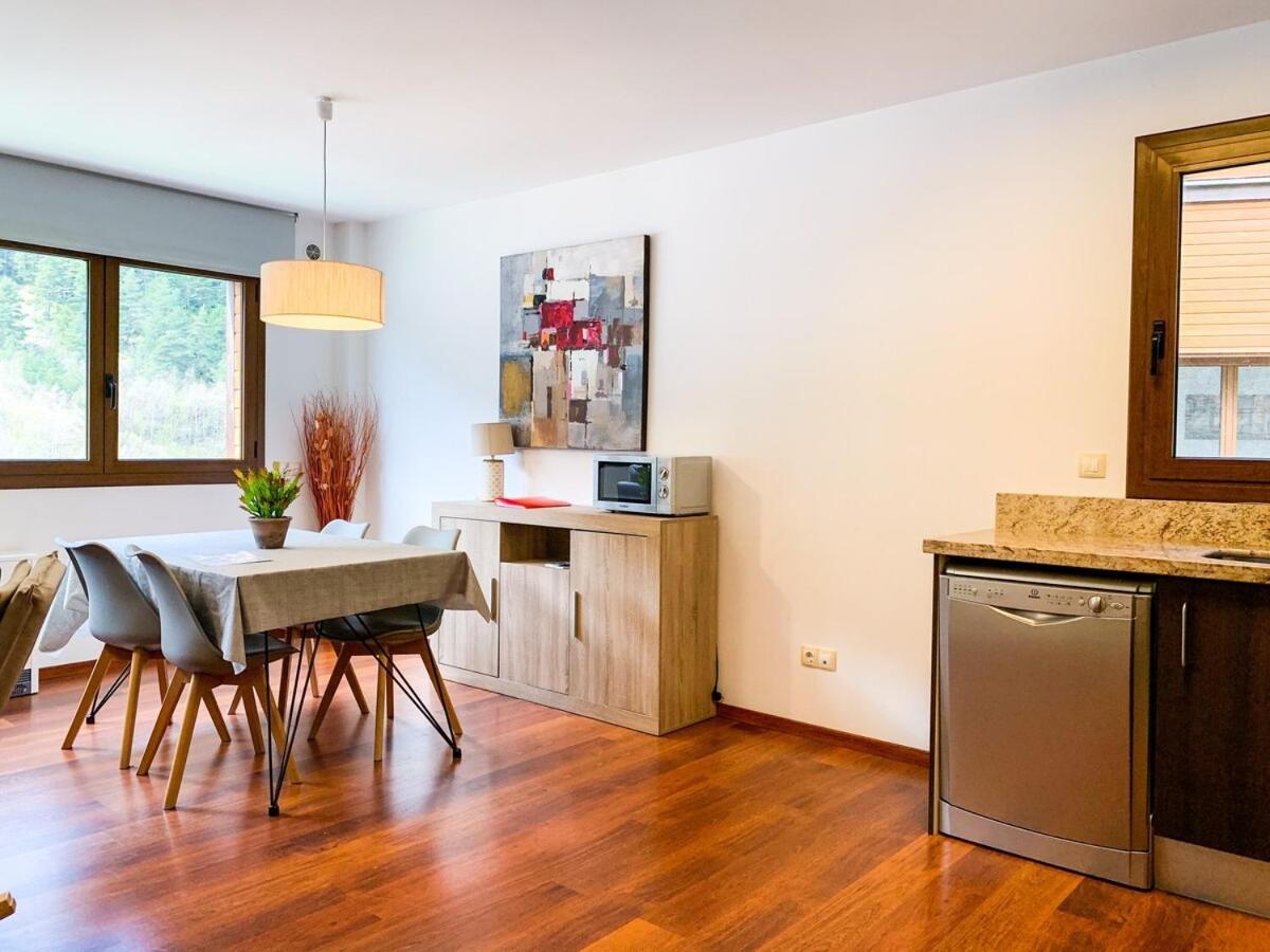 Apartamento Font Blanca En Arinsal Mas de Ribafeta Ngoại thất bức ảnh