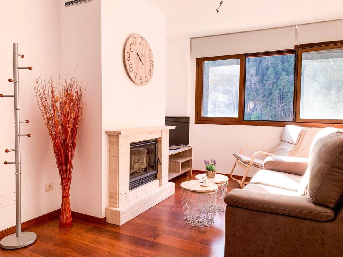 Apartamento Font Blanca En Arinsal Mas de Ribafeta Ngoại thất bức ảnh